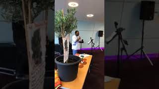 RJ8jINXDDKg Video Image