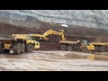 EXCAVADORA CAT