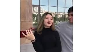 Keşke Şimdi Gelse Biraz Onunla Oturup Da Konuşsam