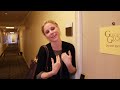Julie Bowen Takes You Backstage at the Golden Globes!