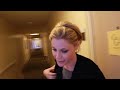 Julie Bowen Takes You Backstage at the Golden Globes!