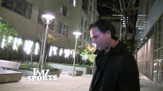 Mike Piazza -- Jerry Seinfelds Got A Cannon ... Best Celeb Pitcher Tmz Sports