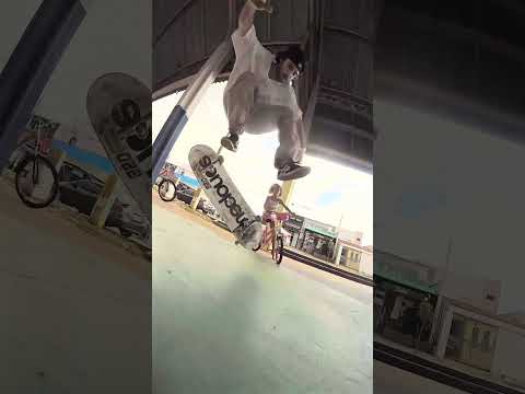 SERRA - ANDRE GODOY | NINECLOUDS SKATEBOARDS