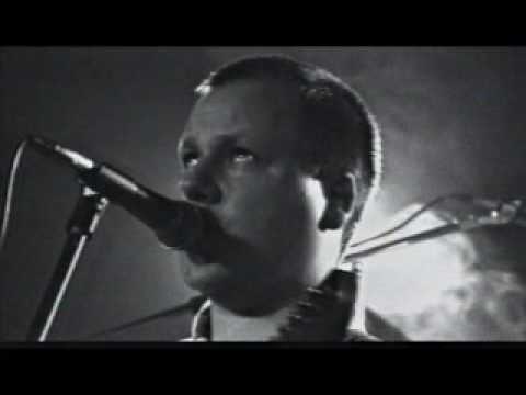 Pixies - Is she weird? (Live in Studio 1990)