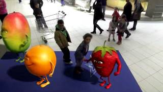 Oasis Fruit Tour Sarah Et Yanis El Hammani - Leclerc - Thionville