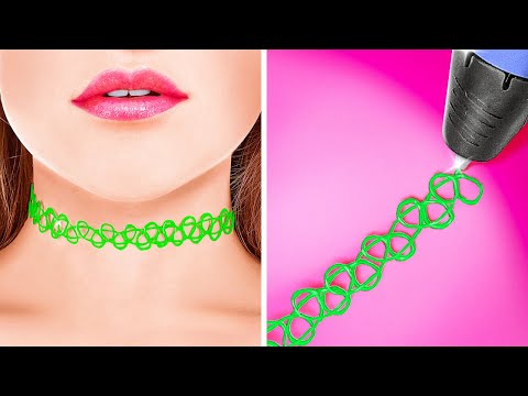 Play this video UNCOMMON WAYS TO MAKE JEWELRY  рЁWe Tried Realistic Portrait Drawing! 3D Pen Hacks by 123GO! SCHOOL