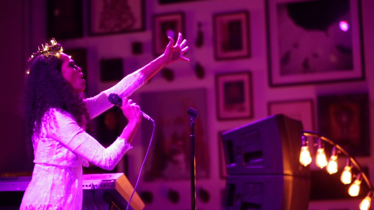 Mayanicol at Queens of the New Age #QUEENSIV Los Angeles