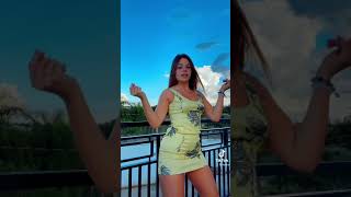 Luara Fonseca Dançando Tik Tok