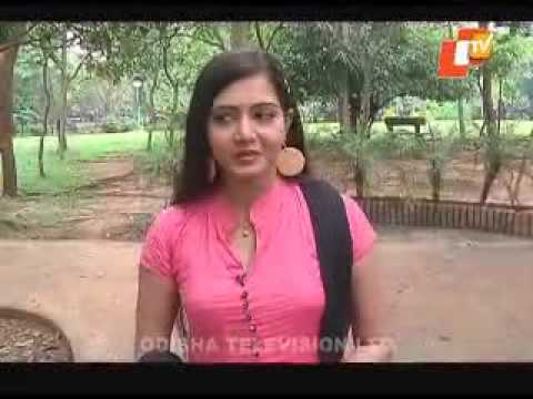 odia heroine jina family photo otv gupsup with odia actress jina samal 短片爆報 odia heroine jina family photo otv gupsup with odia actress jina samal 短片爆報
