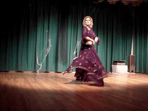 Siluria Bellydance - Sword Dance - Hay-on-Wye - October 2009