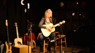 Watch Terri Clark Travelin Soul video