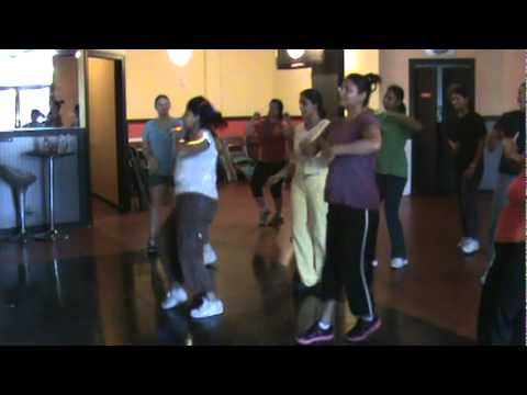 Zumba workout - Munni Badnam Hui