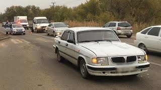 Видео На юге Волгограда произошло два смертельных ДТП от ГТРК "Волгоград-ТРВ". "Волгоград 24", улица Довженко, Волгоград, Россия