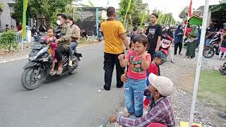 Bocil Belajar Goyang