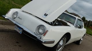 Les Cliques Révélés  Lincroyable Studebaker Avanti