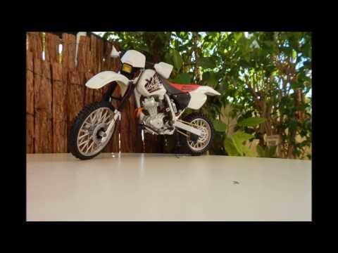 1:6 Diecast Motorcycle Model Bike NewRay  Honda XR 400R thanks to teknoaxe for the songthanks to teknoaxe for the songhttp://www.youtube.com/watch?v=6XYGs_yYf70Download Music: ...