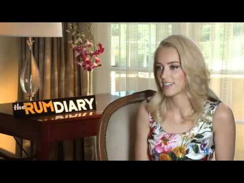 Amber Heard makes out with Johnny Deppand tells