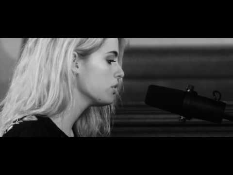 River - Joni Mitchell (Cover by Chiara Parravicini)