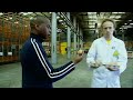Brainiac - Cooking an Egg With 200 mobile phones