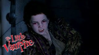 The Little Vampire 2000 - Tony Meets Rudolph Movie Clip