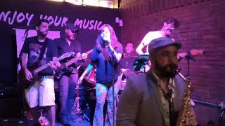 Shows Letsjam.Club - Valerie Amy Winehouse no Caravan Brew Pub