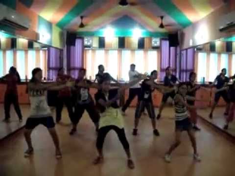 Lakk 28 Kuri Da (Diljit & Honey Singh) dance performance by...