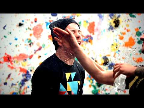 Johnny Cupcakes - Back To Basics: Suitcase Tour 2010 - Portland / Cupcake Cannon