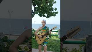 Changüíseando En El Malecón De La Habana