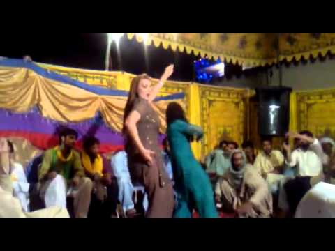 private Hot Mujra Dance 175