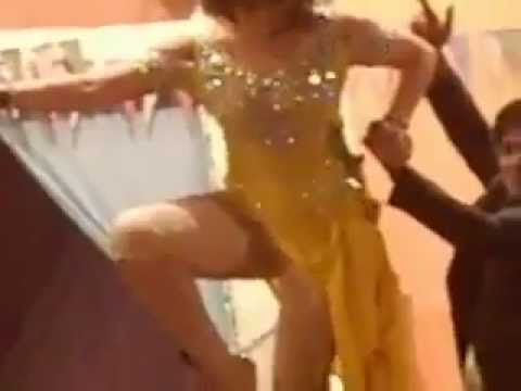 NARGIS SEXY MUJRA ...NARGIS KI ...... its exclusive ..hidden...