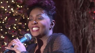 Watch Anita Baker Christmas Time Is Here video
