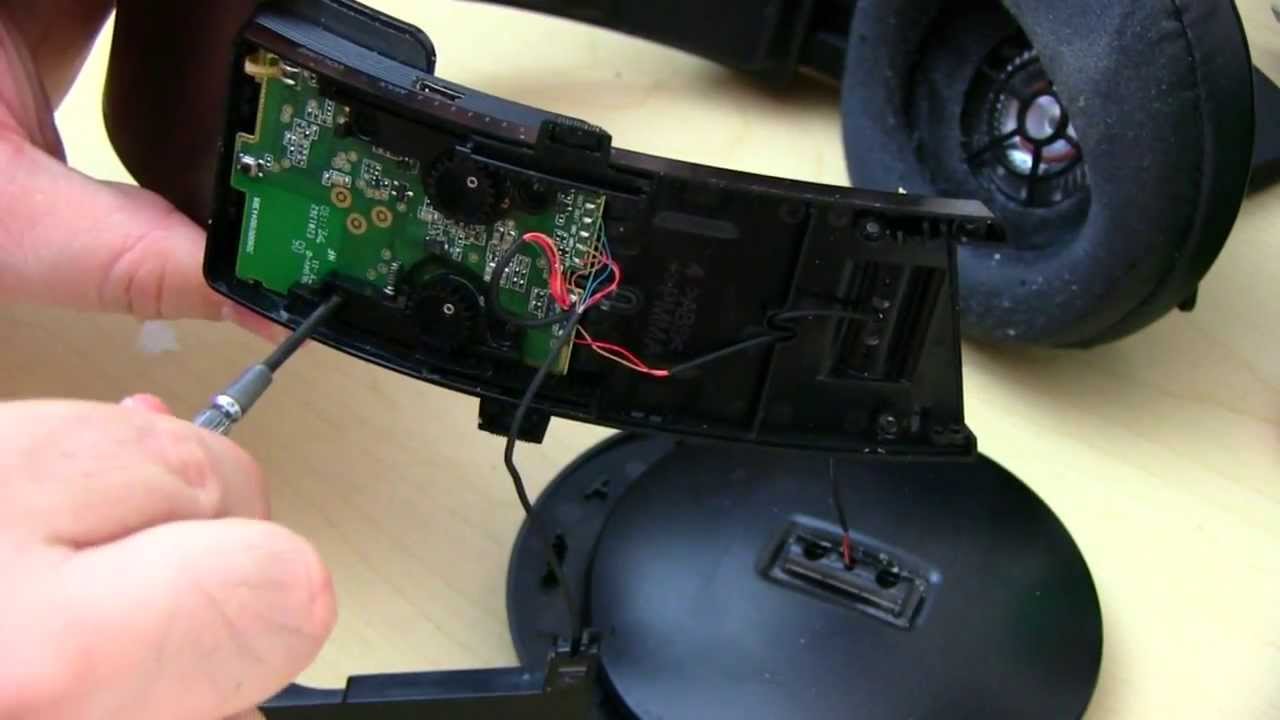 Disassemble the PS3 Wireless Stereo Headset - YouTube