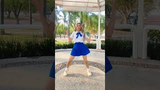 Loona Odd Eye Circle - Girl Front Sophie