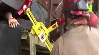 First Responder Jack Rescue Tool Like