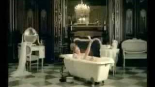 Watch Valeria Girl I Told Ya video