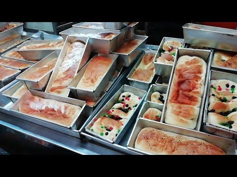 วังหลังเบเกอรี่ จากเตาร้อนๆ แป้งนุ่มๆ ไส้ล้นๆ|Wang Lang Market|Bangkok Street Food
