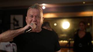 Watch Jimmy Barnes Flame Trees video