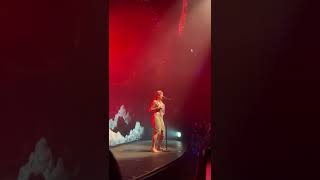 Tove Lo - Talking Body - Paris Bataclan - 520 Of Live Performance