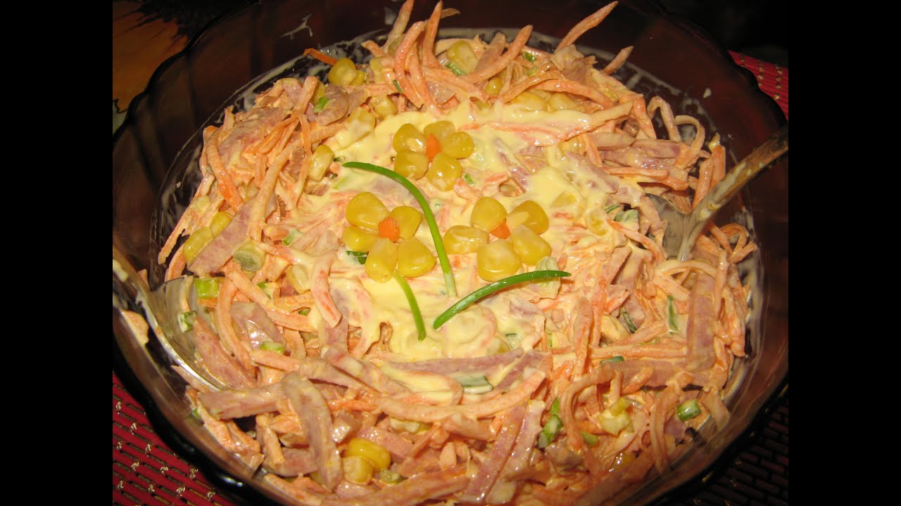 Салат с сухариками и колбасой рецепт очень вкусный Салат с сухариками и колбасой рецепт очень вкусный