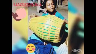 Chotto Chele Mridongo Bajachche Harekrishna Sure