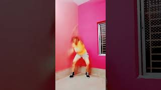 Teen Bouncing Dance