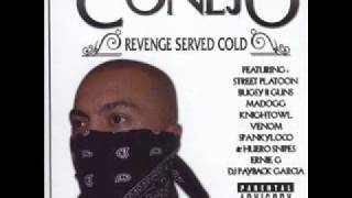 Watch Conejo Dark Corner video