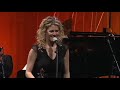 Natalie MacMaster: Playing the Cape Breton fiddle