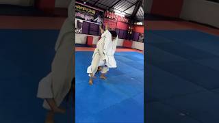 Tykondow Girls Styles Clash Move