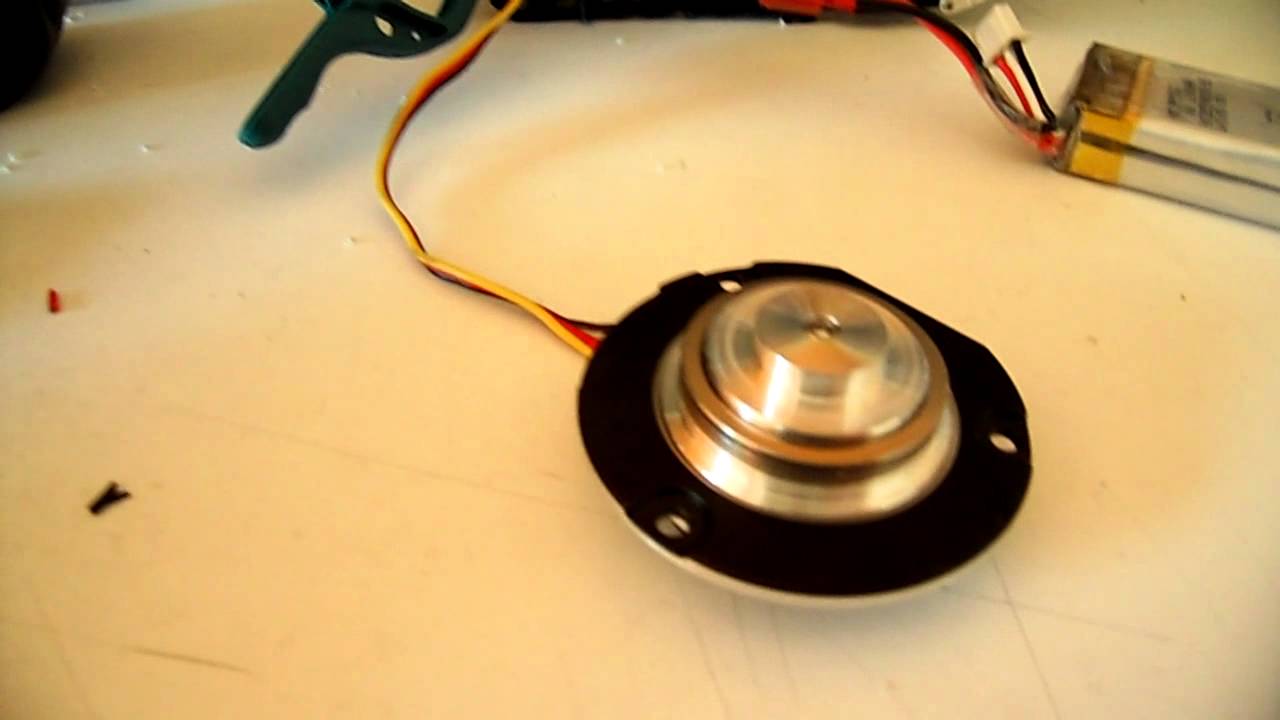 Moteur de disque dur à vitesse variable YouTube
