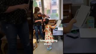 Teaching one of my sweet students😊🙌