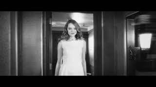 Anna Monochrome