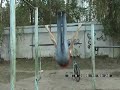 мое первое видео=)))стааааарое....турник 1