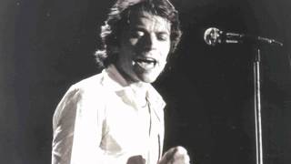 Watch Robert Palmer Change His Ways video
