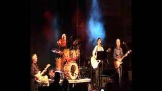 Watch Jennifer Warnes Its Raining video